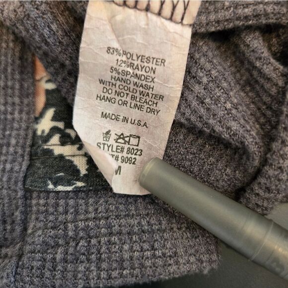 Lovely Melody Gray Waffle Knit Top with Patterned Cuffs - Picture 8 of 8